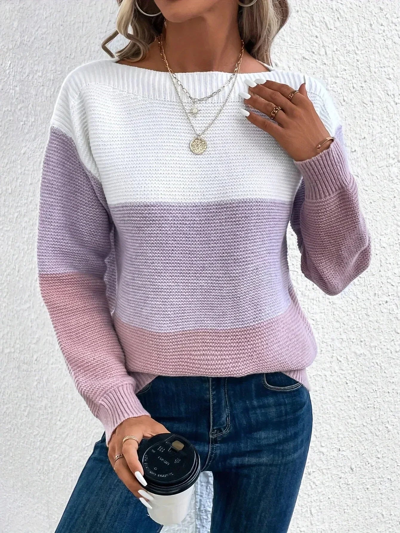 Amelie - Fashionable Sweater